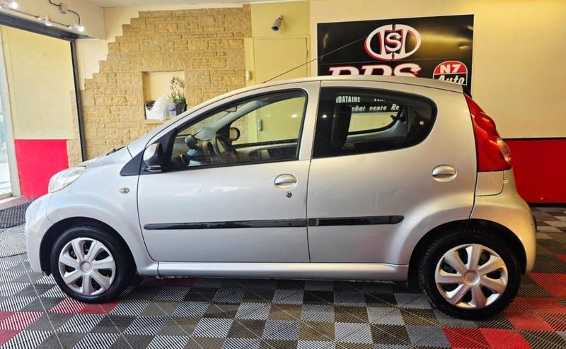 Peugeot 107 5p Car Play Ct Ok
