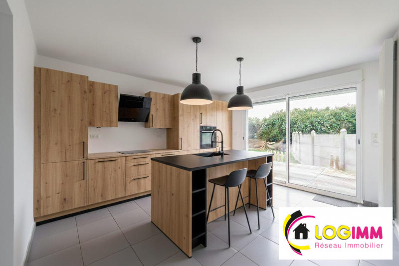 Maison - 102 m² - 6 pièces