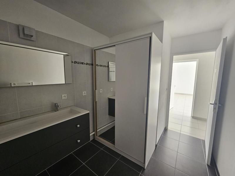 Appartement - 92 m² - 4 pièces