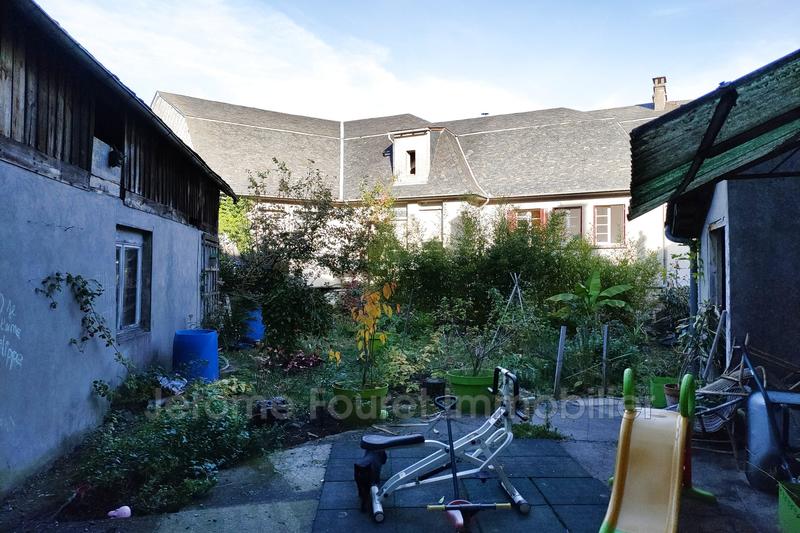 Maison - 280 m² - 5 pièces