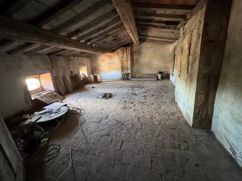 Maison - 229 m² - 9 pièces