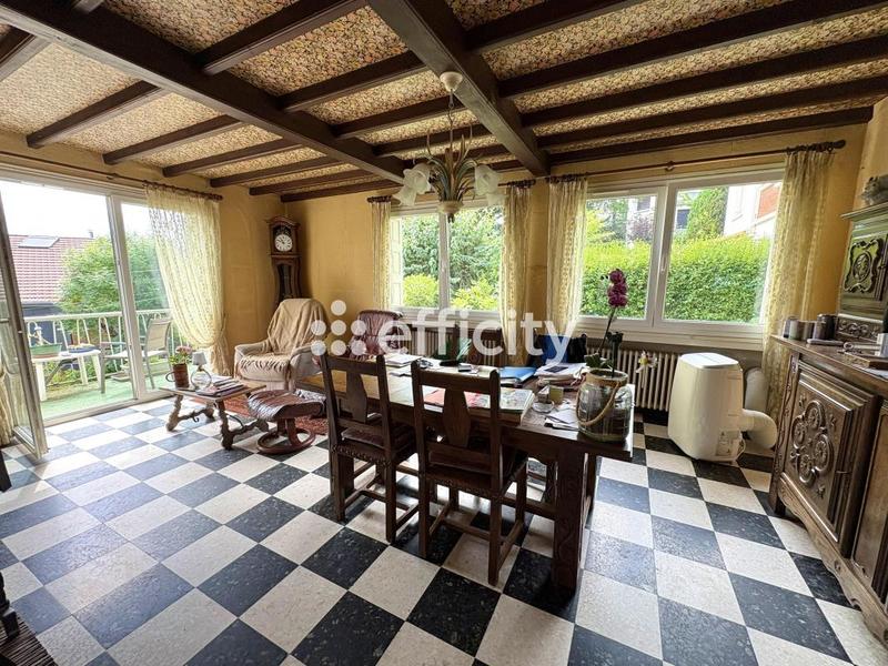 Maison - 94 m² - 4 pièces