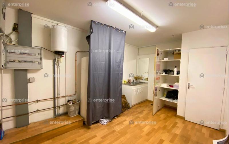 Local commercial - 92 m²