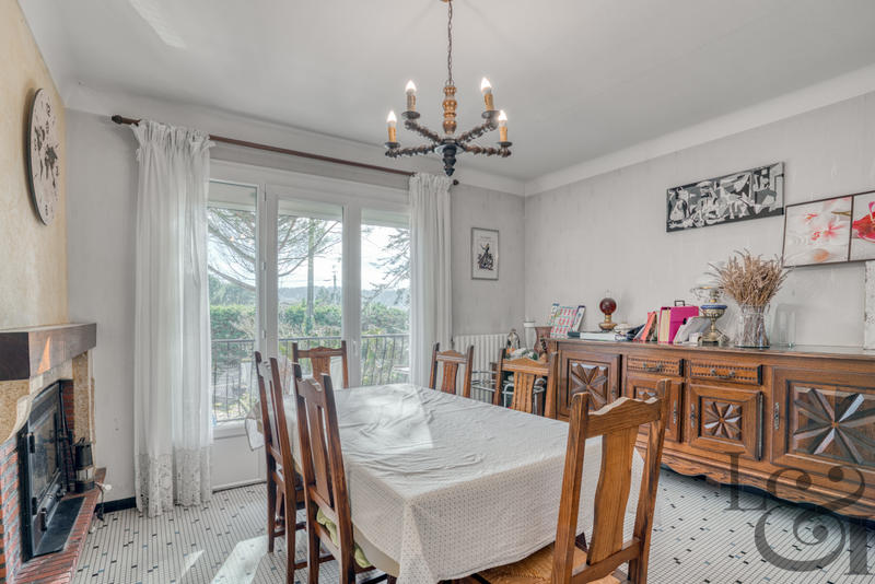 Maison - 104 m² - 4 pièces