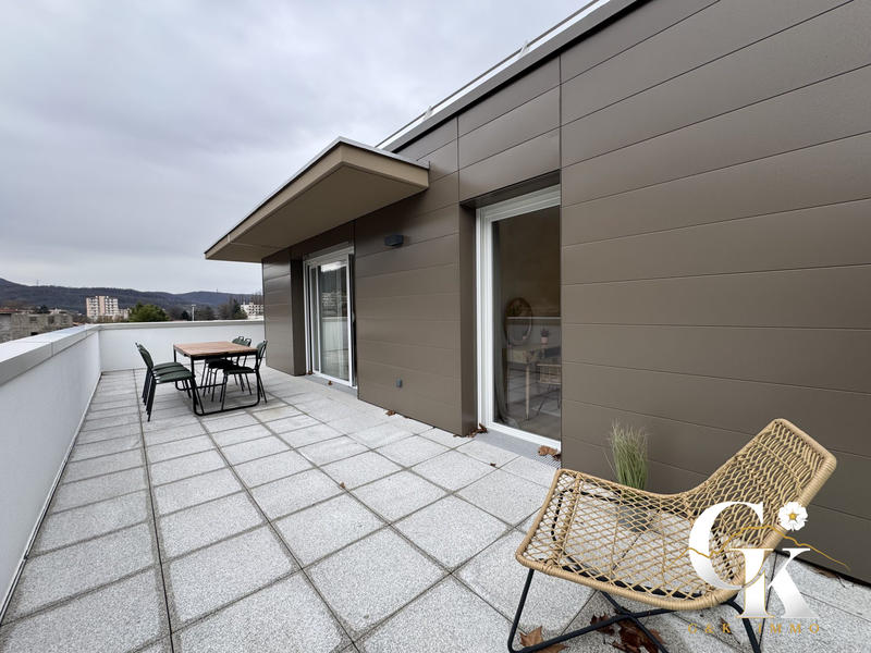 Appartement - 106 m² - 5 pièces