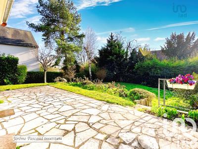 Maison - 180 m² - 7 pièces