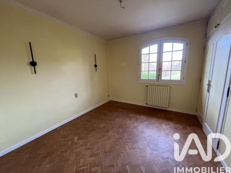 Maison - 181 m² - 5 pièces
