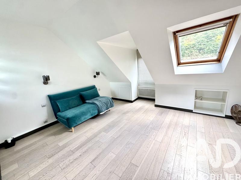 Maison - 144 m² - 6 pièces