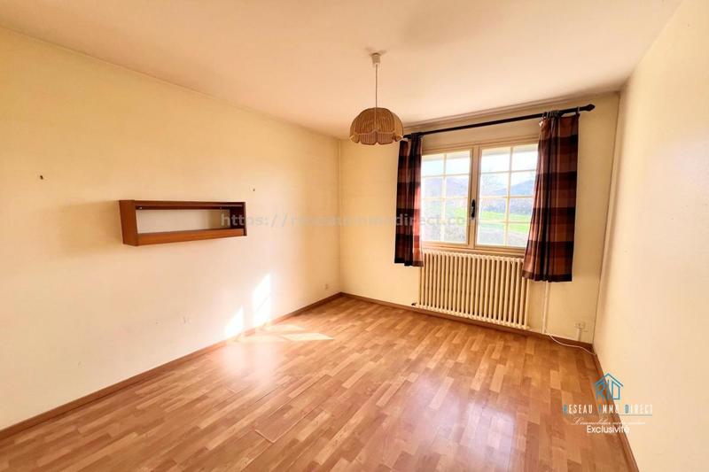 Maison traditionnelle - 150 m² - 7 pièces