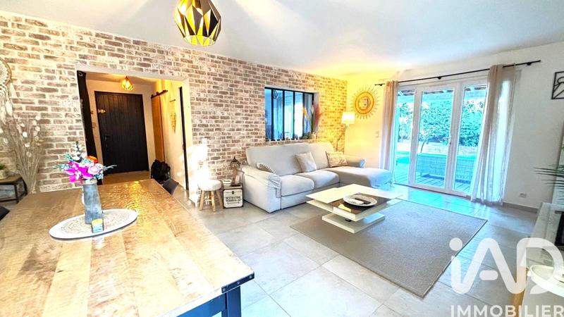 Maison - 101 m² - 4 pièces