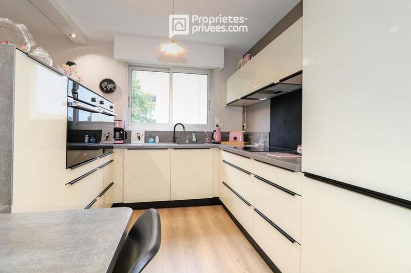 Appartement - 97 m² - 5 pièces