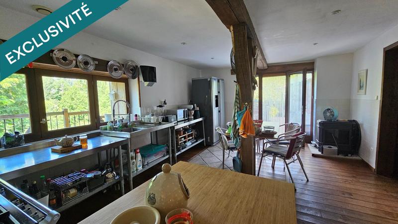 Maison - 191 m² - 6 pièces