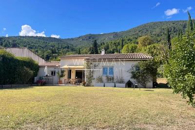 Villa - 146 m² - 5 pièces