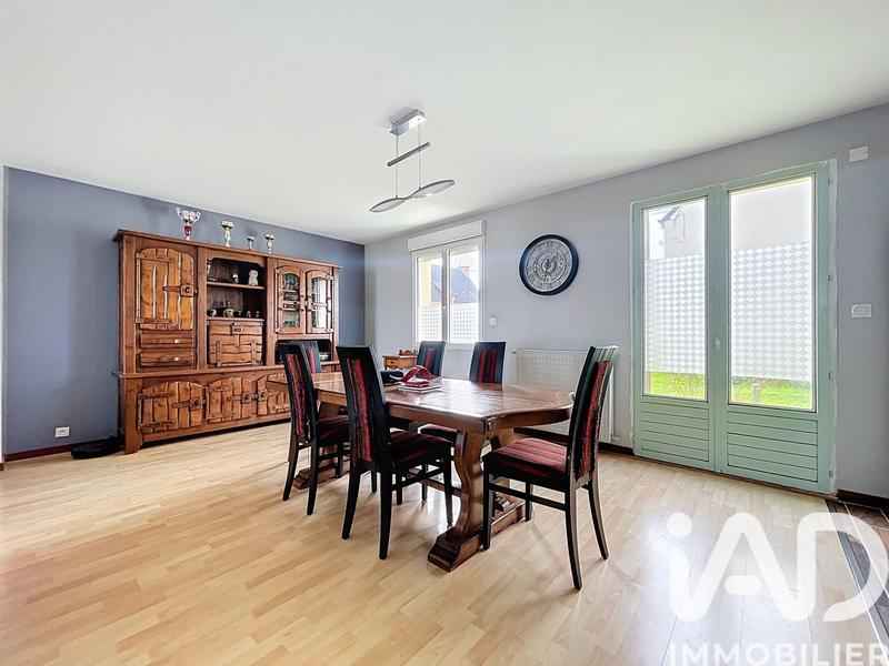 Maison - 102 m² - 5 pièces