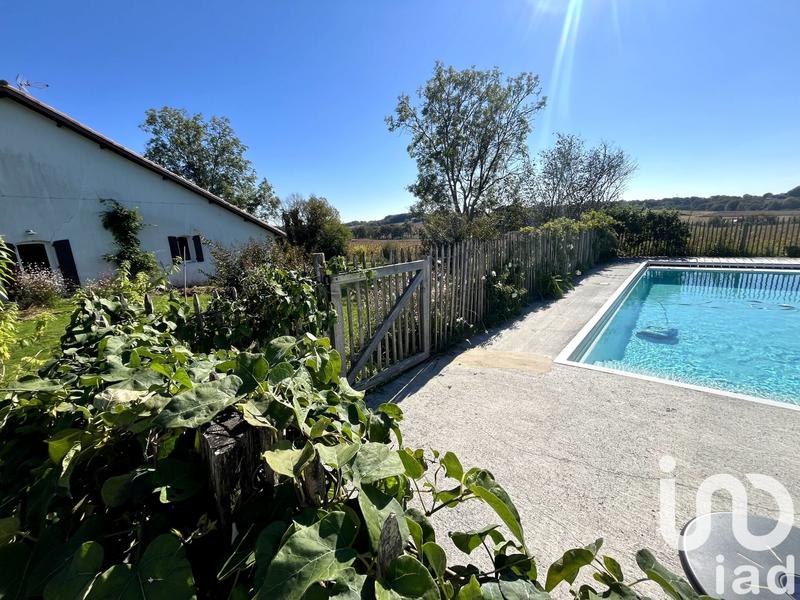 Maison - 298 m² - 9 pièces