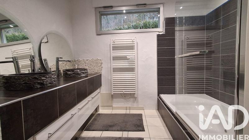 Maison - 160 m² - 6 pièces