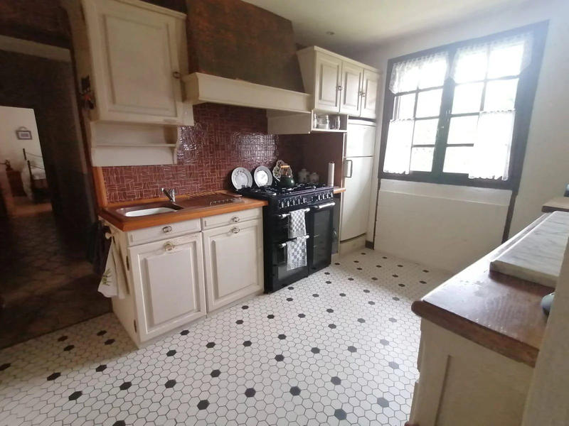 Maison traditionnelle - 98 m² - 3 pièces