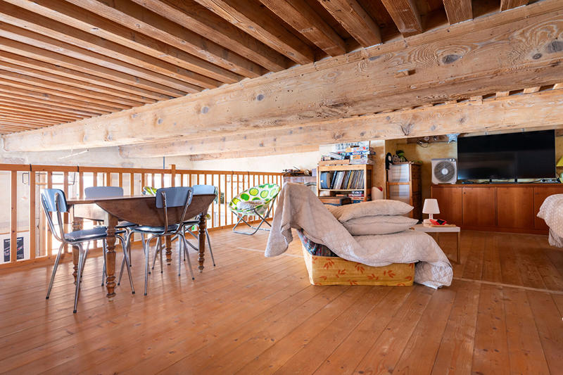 Appartement - 110 m² - 4 pièces