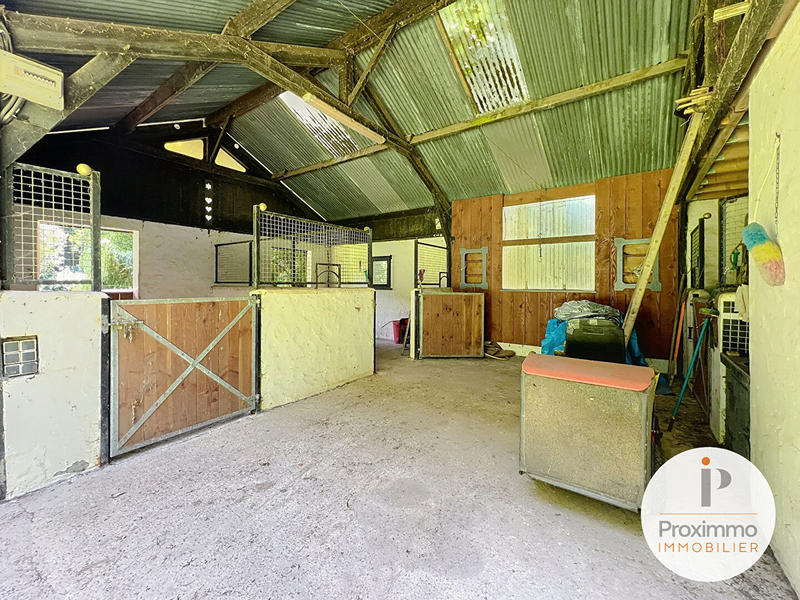 Maison - 269 m² - 10 pièces