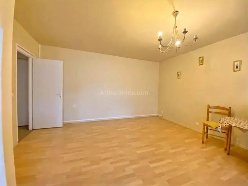 Appartement - 86 m² - 4 pièces