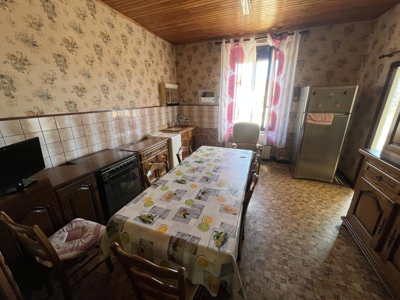 Maison - 96 m² - 3 pièces