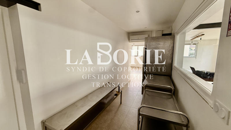 Local d'activités - 80 m²