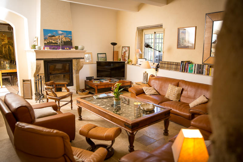 Mas - 425 m² - 14 pièces