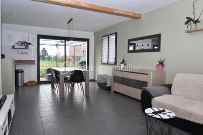 Maison - 92 m² - 5 pièces