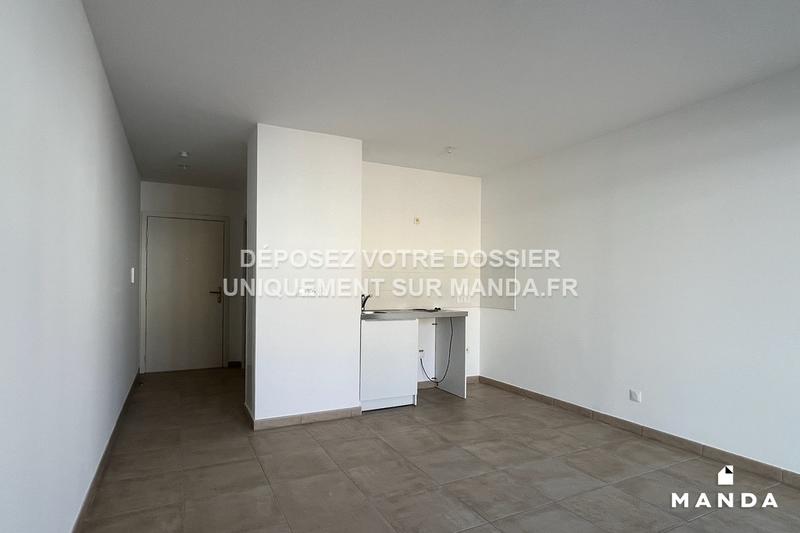 Studio - 25 m² - 1 pièce