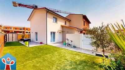 Maison - 88 m² - 4 pièces