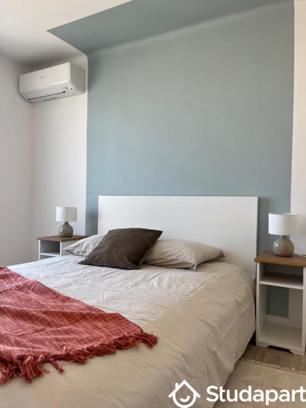 Chambre - 11 m² - 1 pièce