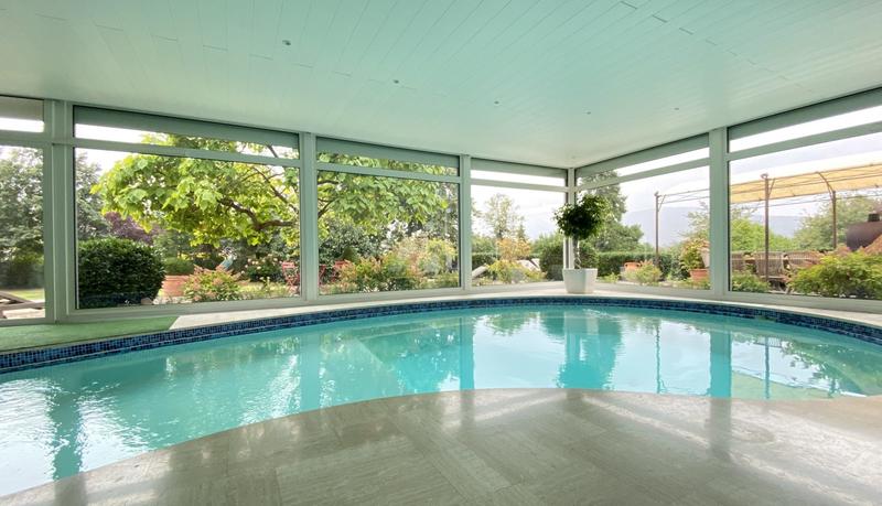 Villa - 383 m² - 9 pièces