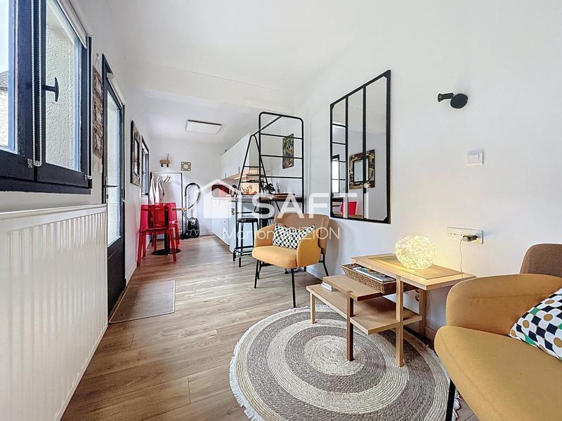 Maison - 163 m² - 8 pièces