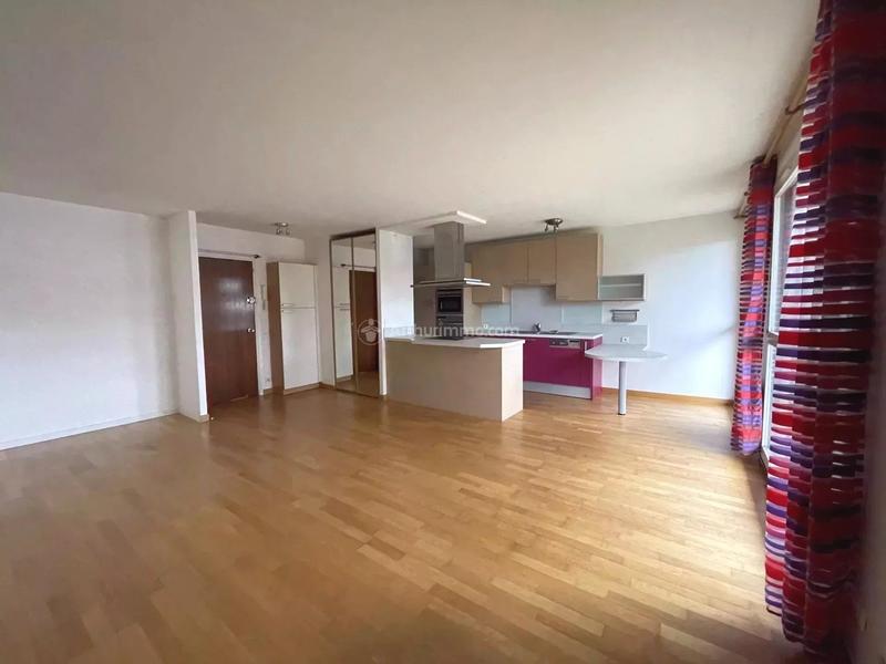 Appartement - 67 m² - 3 pièces