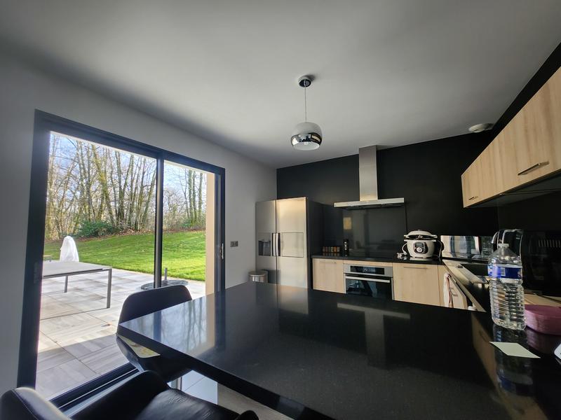 Maison - 149 m² - 6 pièces