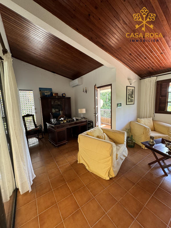 Maison traditionnelle - 107 m² - 5 pièces