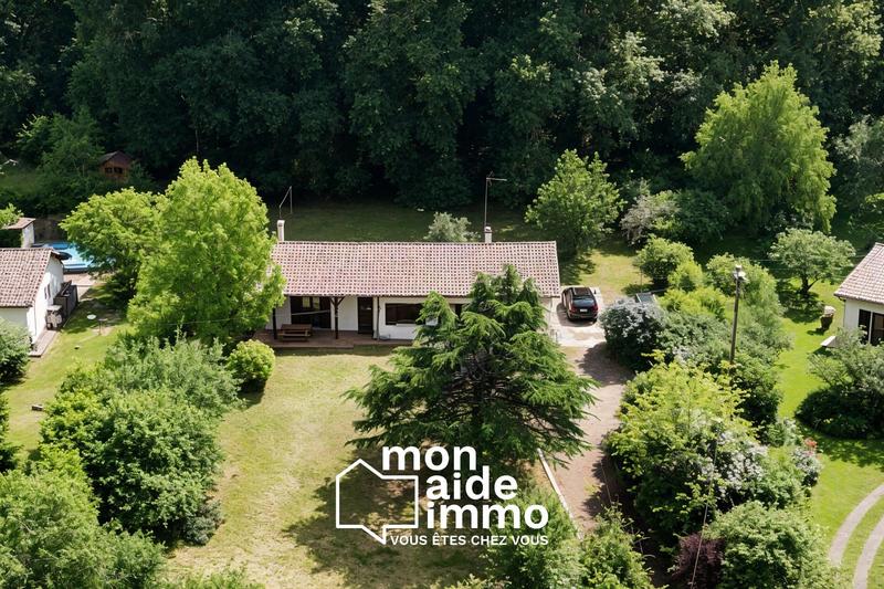 Maison - 90 m² - 5 pièces