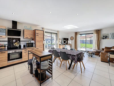 Maison - 80 m² - 3 pièces