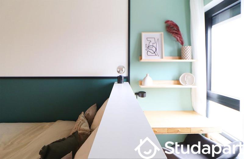 Chambre - 10 m² - 1 pièce