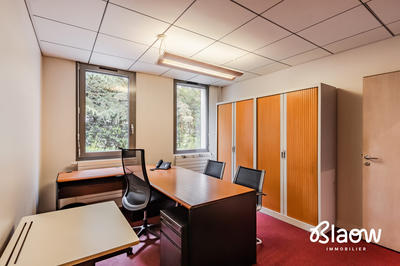 Maison - 345 m² - 18 pièces