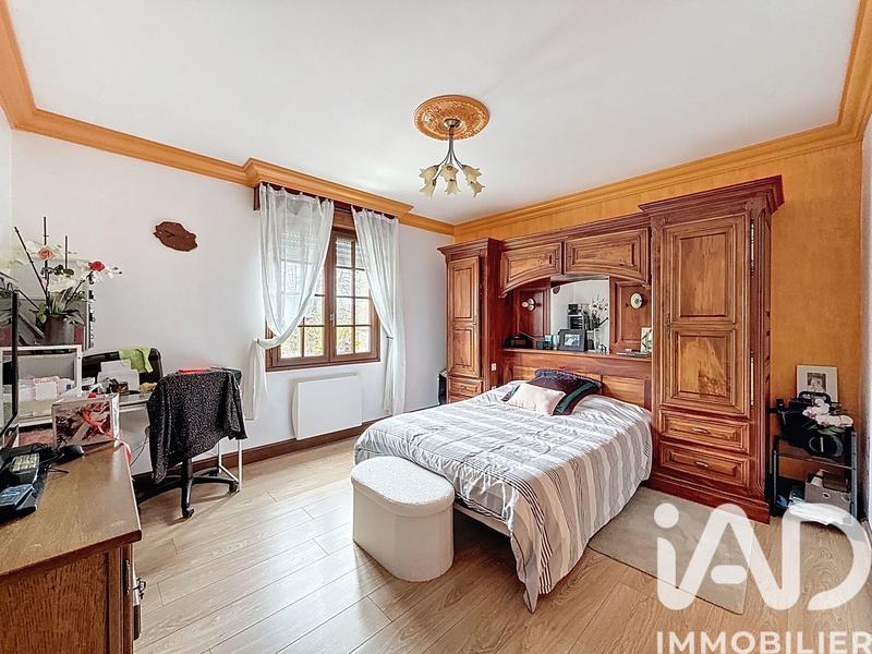 Maison - 186 m² - 5 pièces