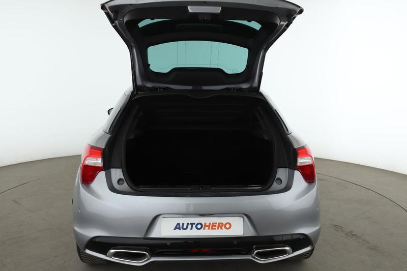 Ds Ds 5 2.0 Blue-HDi Sport Chic Eat6 180 ch