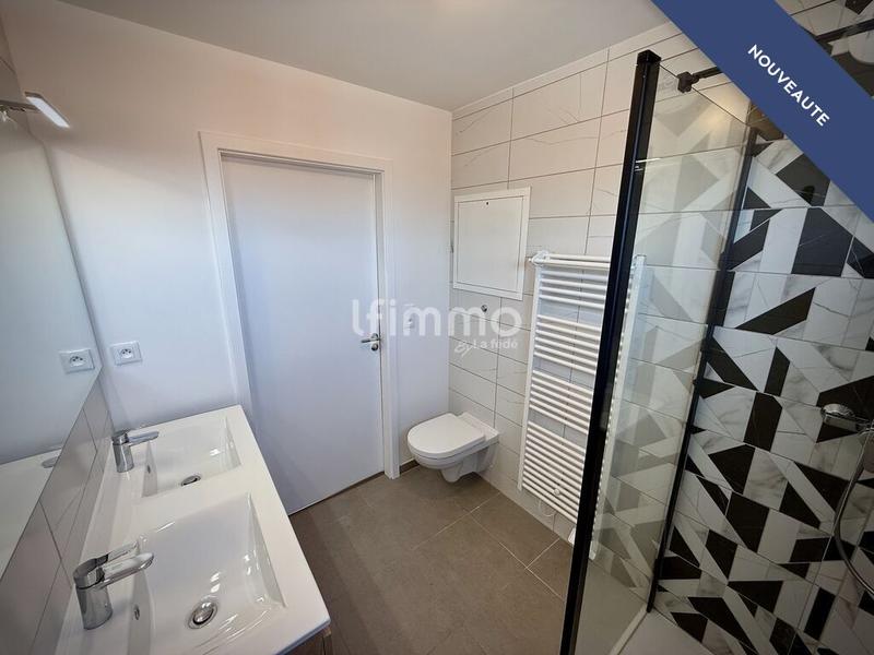 Loft - 121 m² - 5 pièces