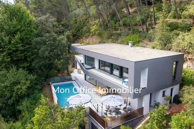 Maison - 178 m² - 5 pièces