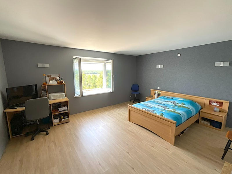 Maison - 166 m² - 6 pièces