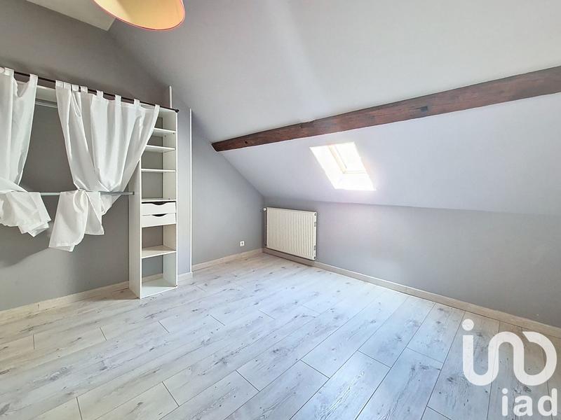 Maison - 215 m² - 8 pièces