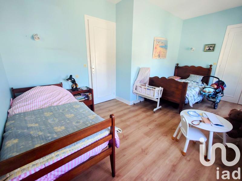 Maison - 248 m² - 10 pièces