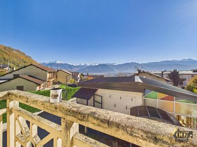 Maison - 112 m² - 4 pièces