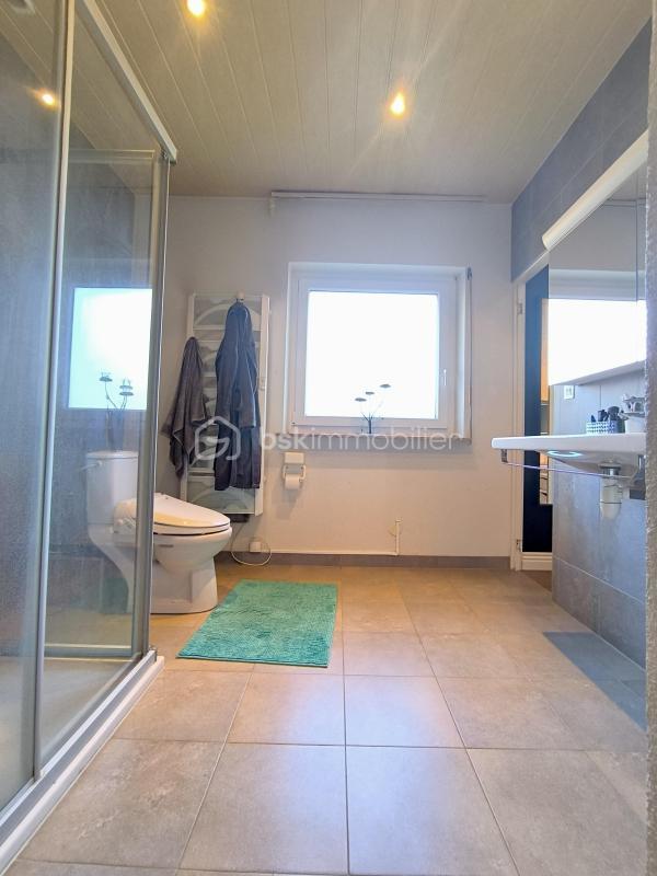 Maison traditionnelle - 290 m² - 9 pièces