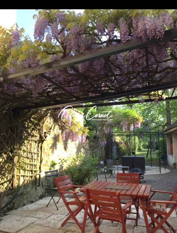 Maison - 209 m² - 6 pièces